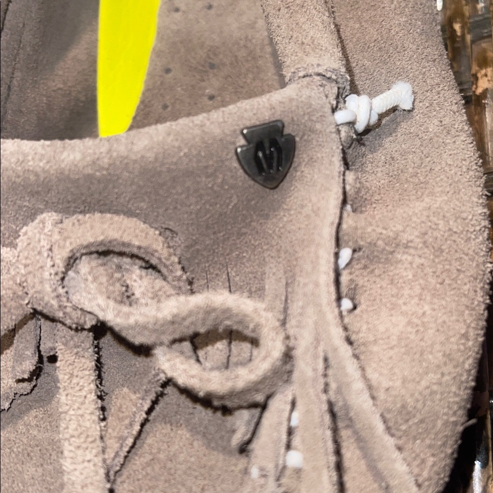 Minnetonka Taupe Suede Moccasins‎ with White Stitching - Picture 2 of 7